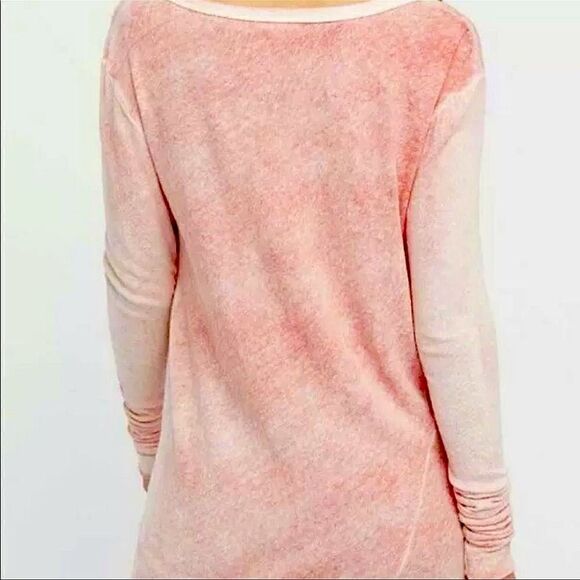 Free People We the Free Long Sleeve Peachy Salmon Color Tunic Tee NWOT x-small - Picture 6 of 13
